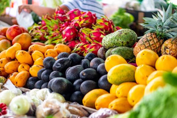 Fruit at a Hawaiian Farmer's Market.